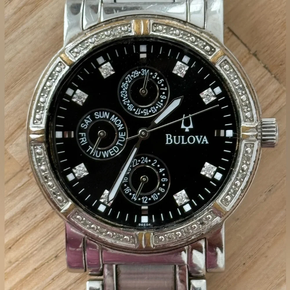 Bulova Diamond Luxury Watch Black Dial Stainless Bracelet Case Diamond Bezel